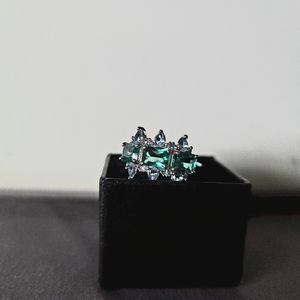 Bomb Party Ring (Feeling Alive)